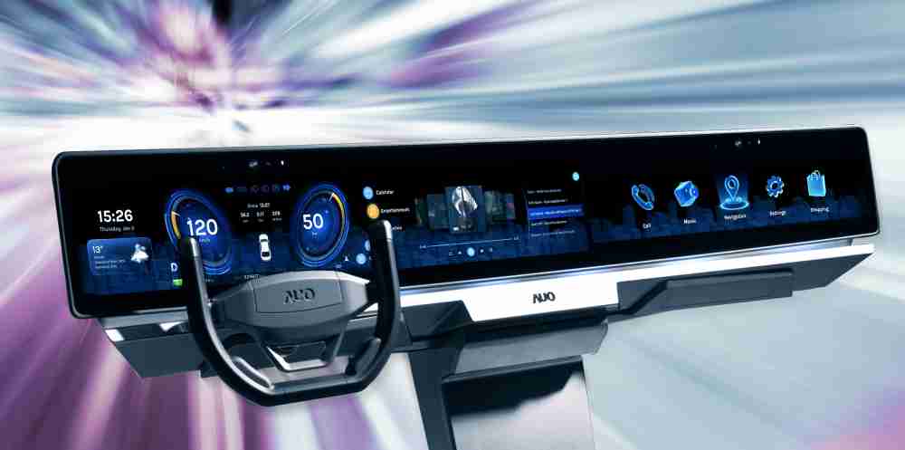 YAXIN111开拓前瞻显示技术创新应用，，，，结合优异整合设计能力，，，开发智能车载FIDM Plus一体化显示方案，，，，让驾驶操作与车内娱乐体验再进化